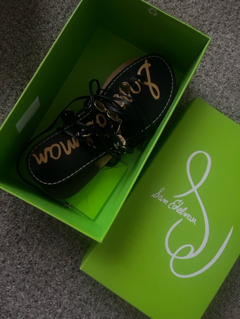 NEW WITH TAGS IN BOX!! Sam Edelman Deirdre black Napa gold coin sandals size 8.5 - Picture 7 of 13